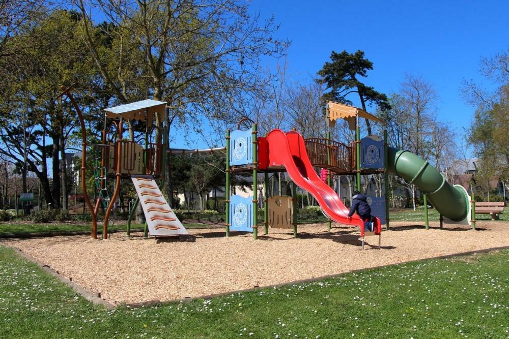 Magnifique Vue Mer Et Foret Cabourg Exterior foto